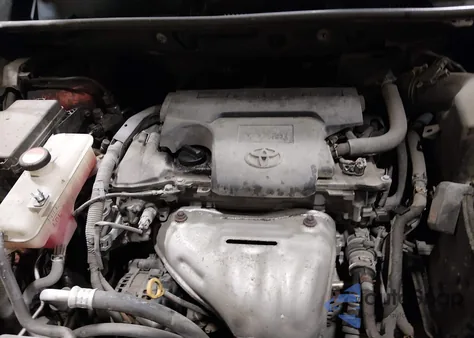 2016 Toyota Rav4 Le z USA, uszkodzony, nr VIN JTMBFREV1GJ075441